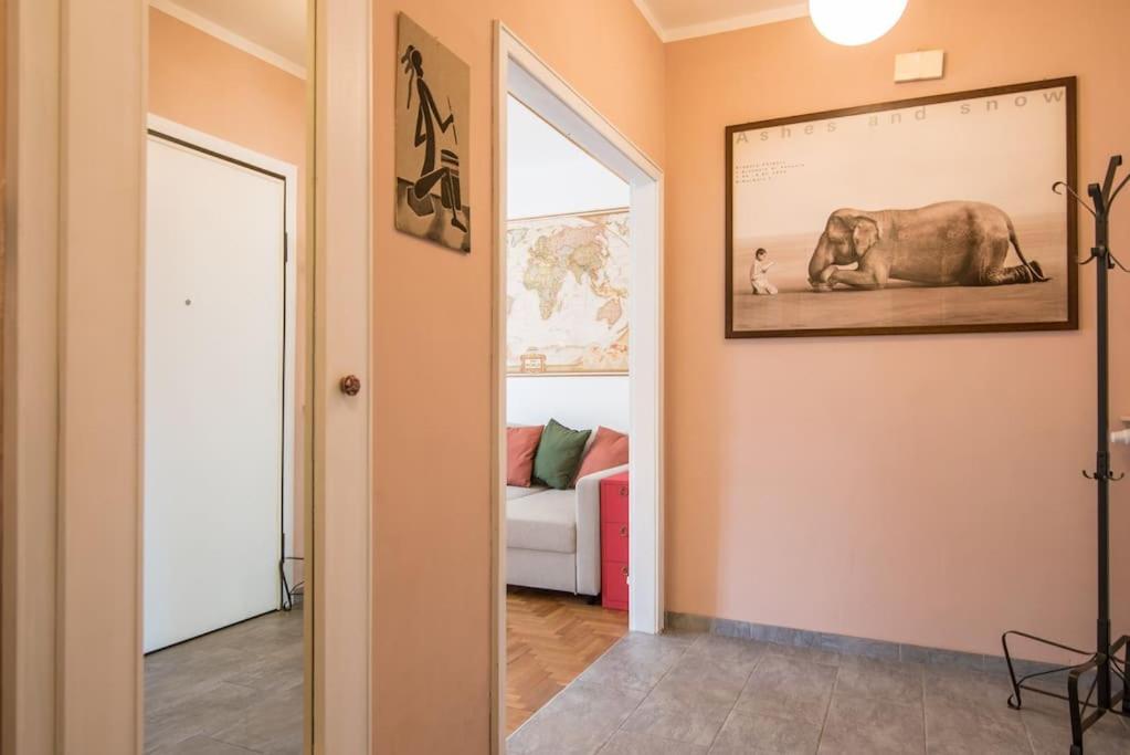 Enjoy Home - Bilocale Sulle Riviere A Due Passi Dalla Specola ปาโดวา ภายนอก รูปภาพ