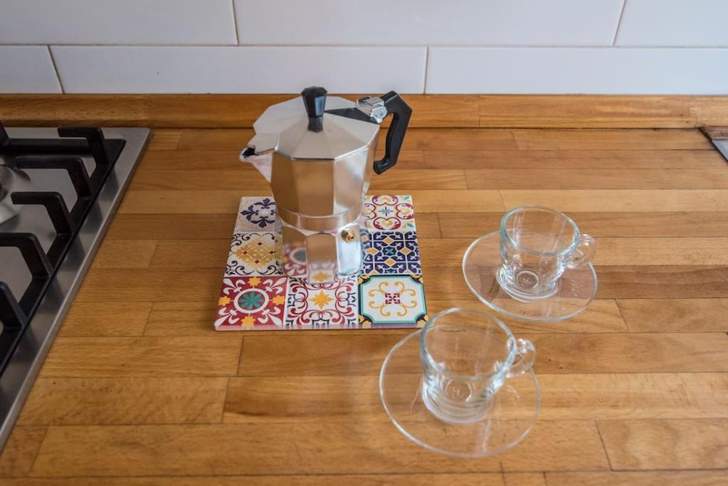 Enjoy Home - Bilocale Sulle Riviere A Due Passi Dalla Specola ปาโดวา ภายนอก รูปภาพ